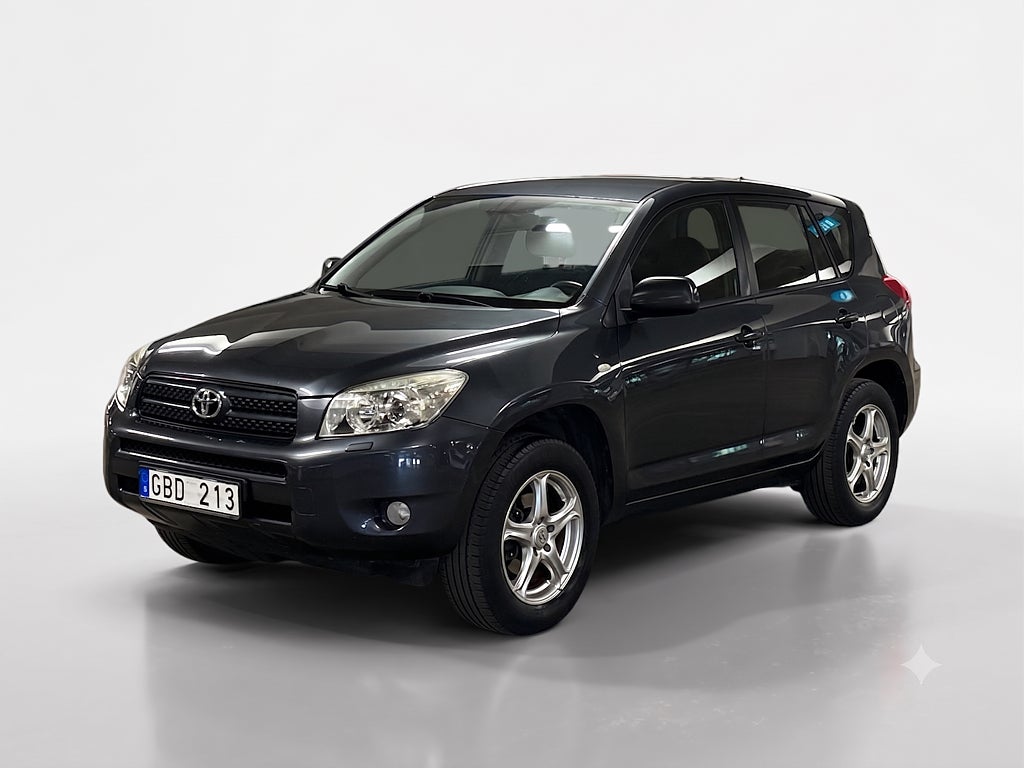 Toyota RAV4 2.0 VVT-i 4x4 1ÄGARE DRAG KEYLESS NYBES NYSERV S+V DÄCK