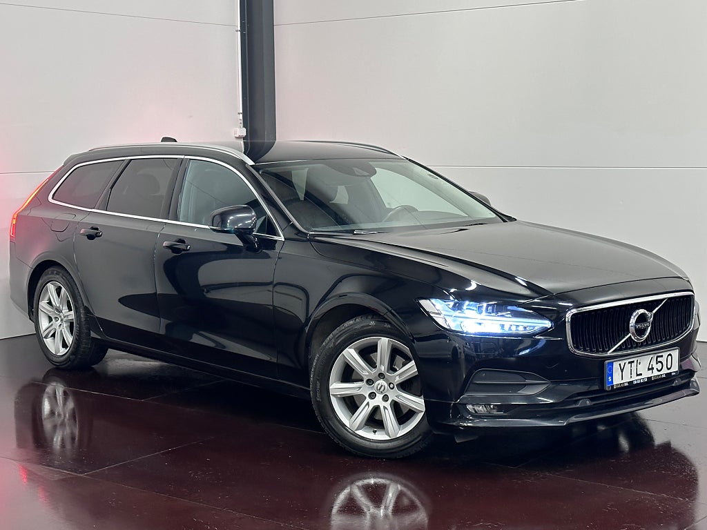 Volvo V90 D3 150HK MOMENTUM VOC DRAG VÄRMARE RATTVÄRME 1 BRUKARE