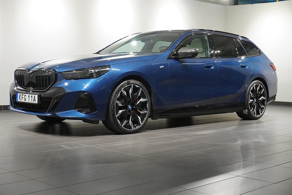 BMW 550 e xDrive Touring 3,65% ränta M Sport Business Edt Innovation Pan