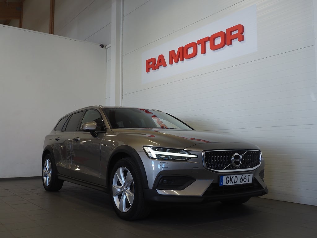 Volvo V60 Cross Country D4 190hk AWD Advanced SE II | Drag | Navi | Ka 2020