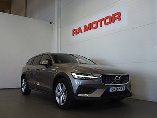 Kombi Volvo V60 Cross Country 3 av 24