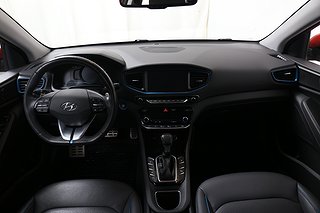 Halvkombi Hyundai IONIQ 8 av 16