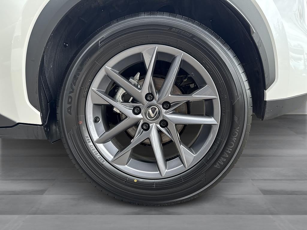 Lexus LBX 2025 - miniatyr 11