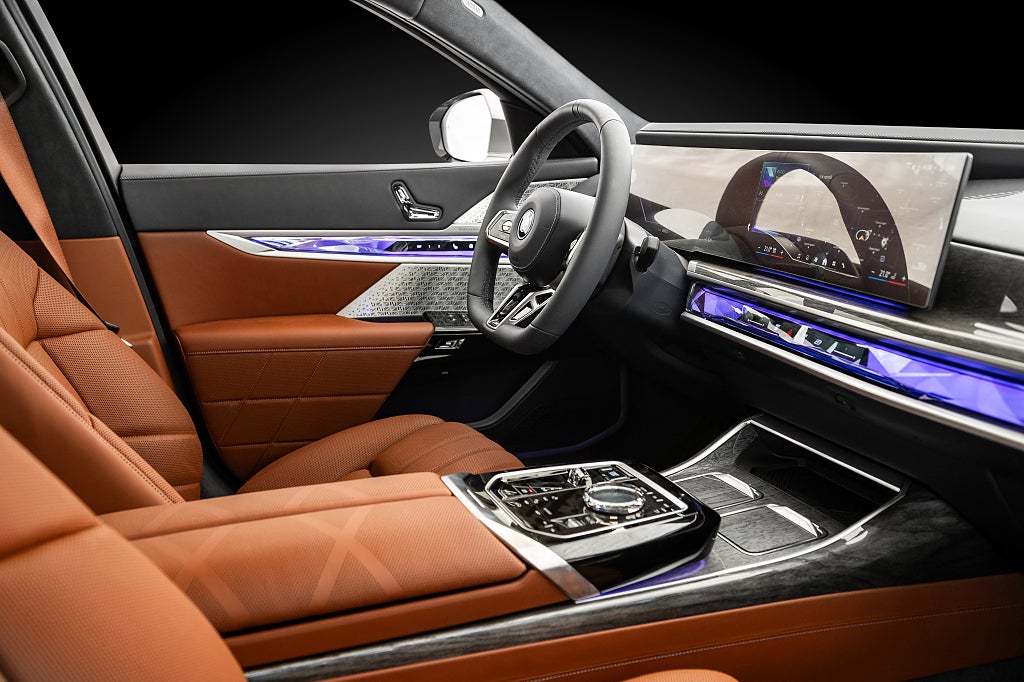 BMW i7 2023 - miniatyr 31