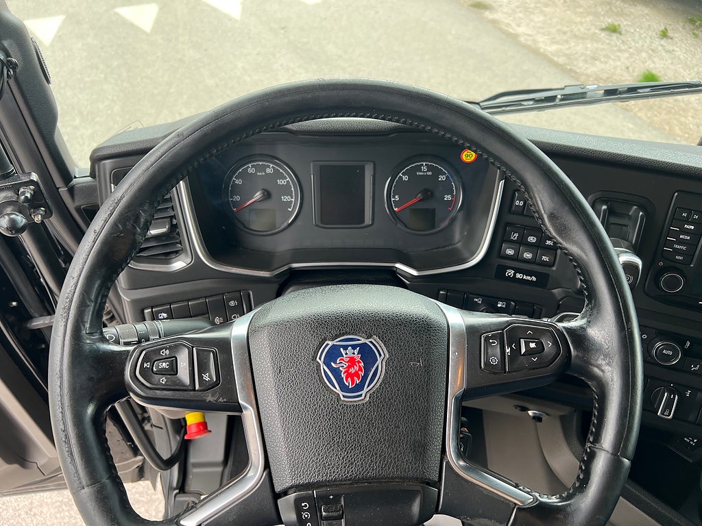 Scania G450 6x2*4 XT Lastväxlare, Fullt Plogutrustad