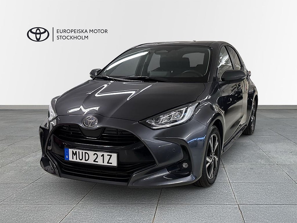 Toyota Yaris 1,5 HSD ACTIVE PLUS SÄKERHETSPAKET / Vinterhjul