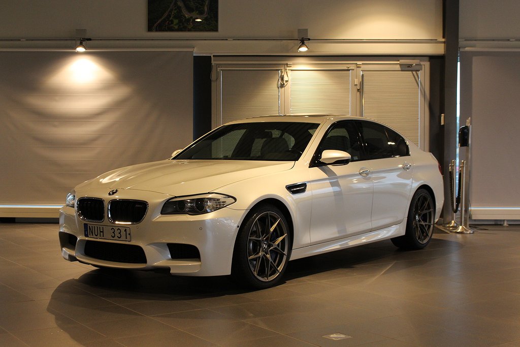 BMW M5 DCT 560hk Svensksåld