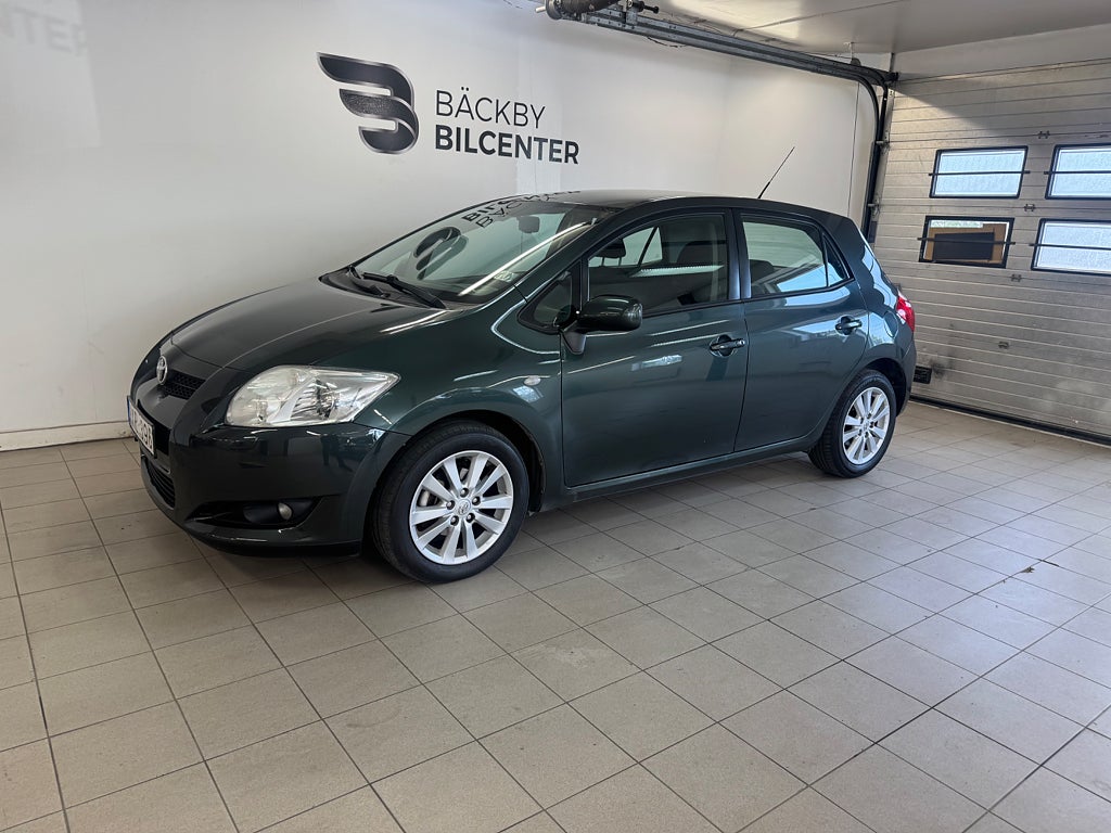 Toyota Auris 5-dörrar 1.6 Dual VVT-i MultiMode /M-Värmare/PDC