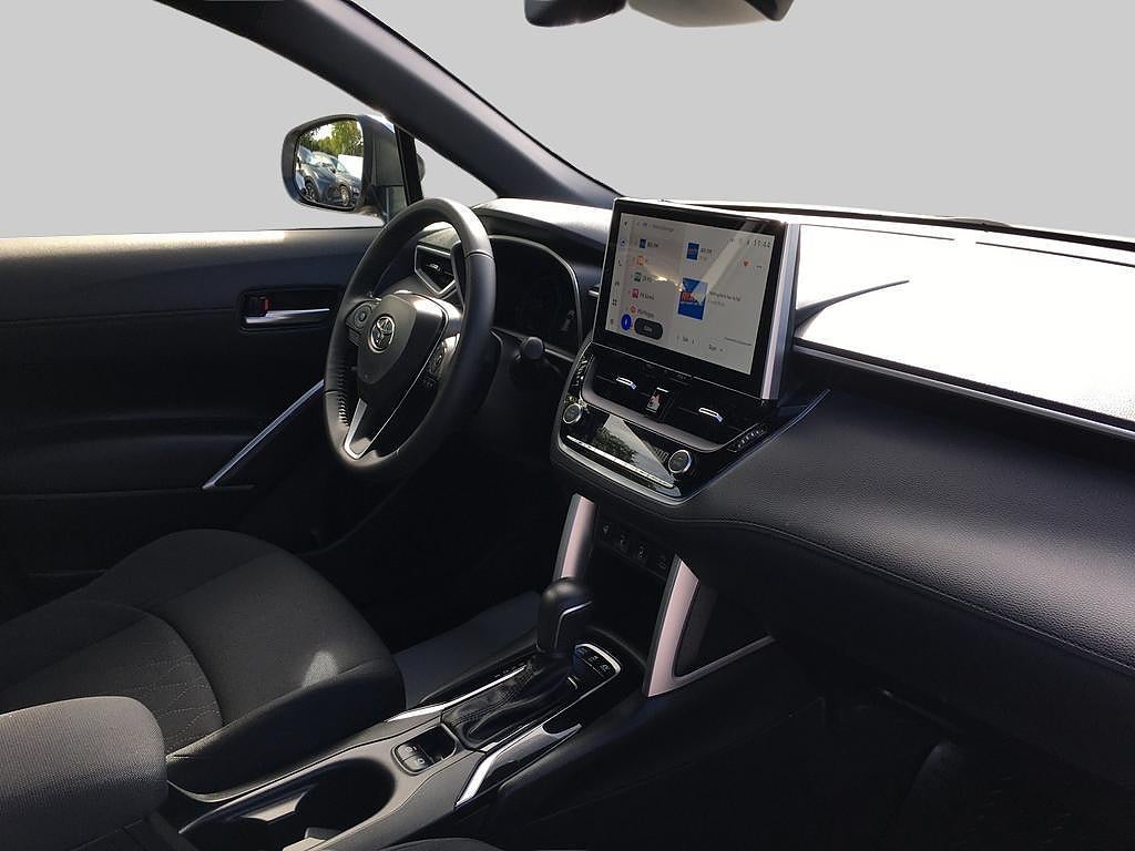 Toyota Corolla Cross 2024 - miniatyr 6