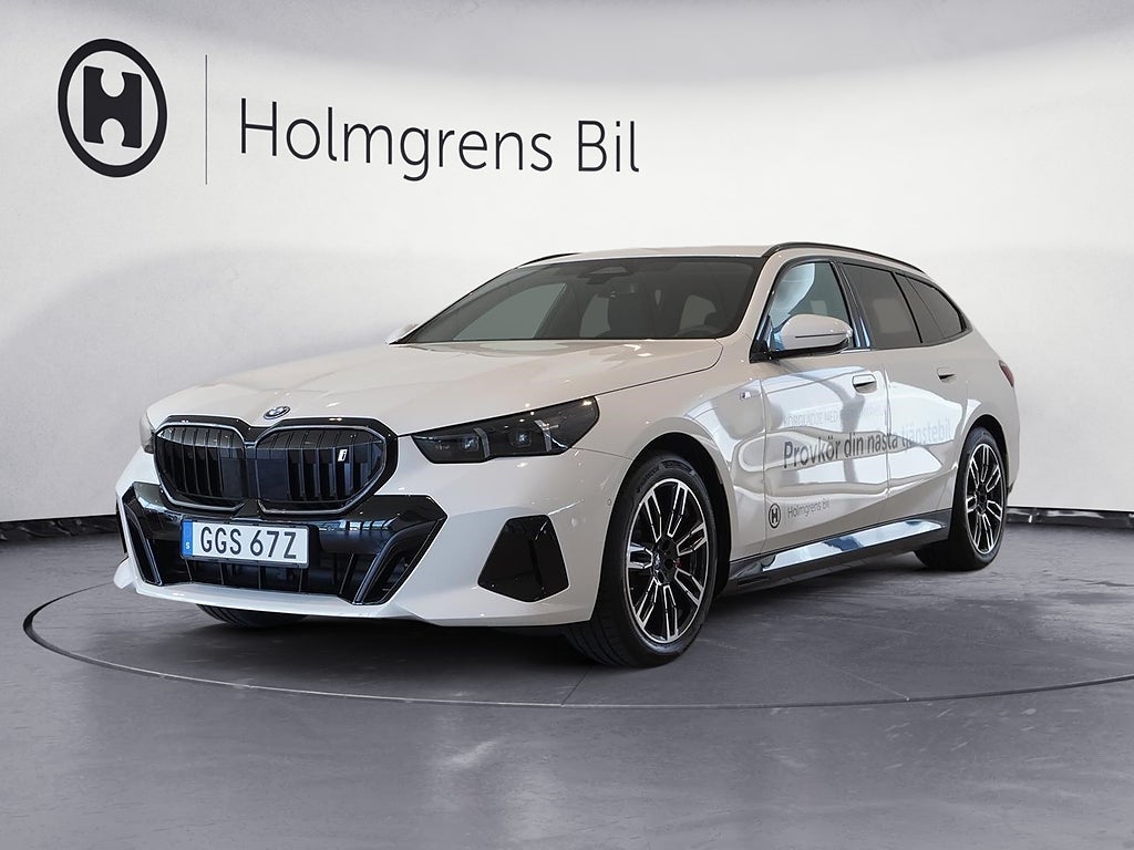 BMW i5 xDrive40 Touring 4,45% ränta M Sport Pro Drag DAP hk