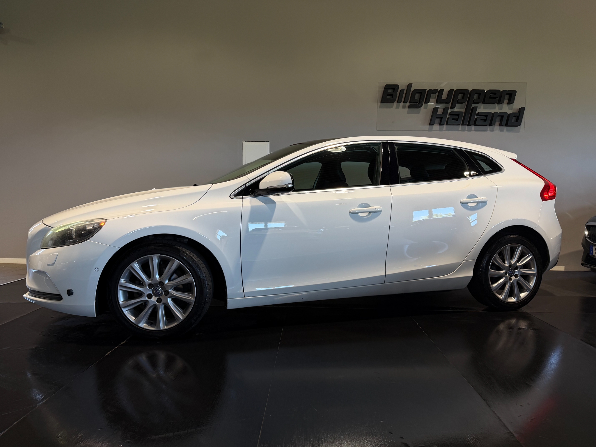 Volvo V40 Besök vara blocket butik 2013, bild 6/30