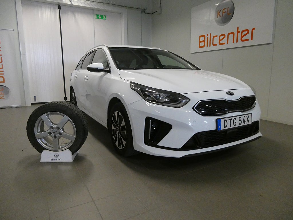 Kia Ceed  Plug-in Hybrid*RÄNTA3,99%*Aut-Navi-Kamera-NYSERVAD-SoV