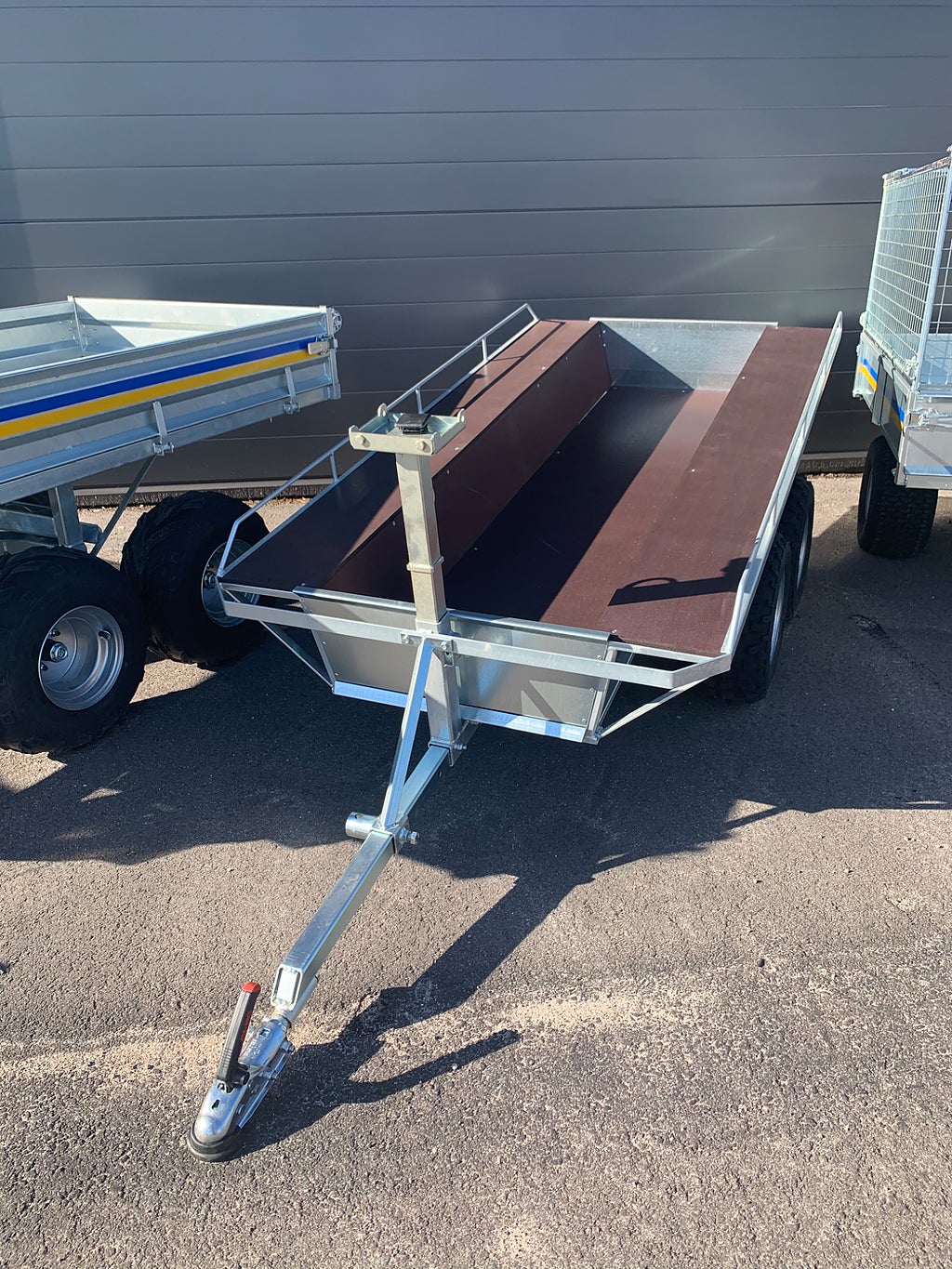 Yamaha Leja boggievagn med nedsänkt flak 