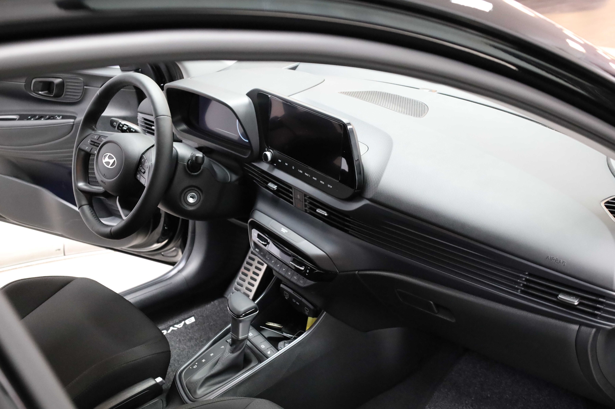 Hyundai Bayon 1.0 T-Gdi Essential 2027, bild 5/10