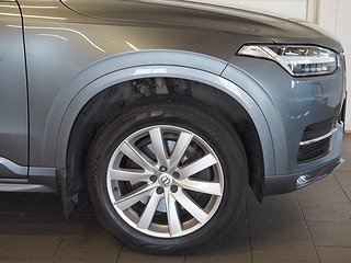 SUV Volvo XC90 9 av 21