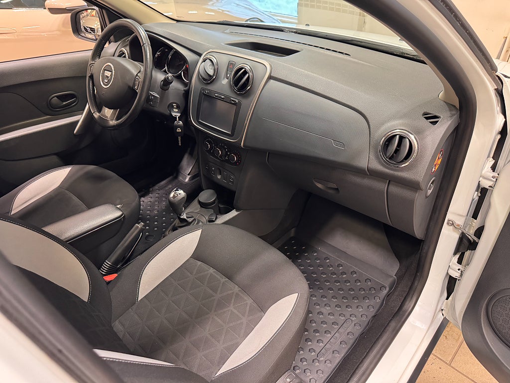 Dacia Sandero 2017 - miniatyr 26