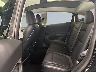 Tesla Model Y Long Range AWDLong Range S&V/Drag/kamera/Pano/Värmepump – bild 14