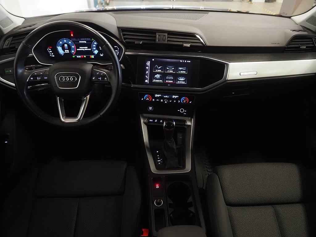 Audi Q3 40 TDI 200hk quattro | Drag | D-värm | Cockpit | 2021