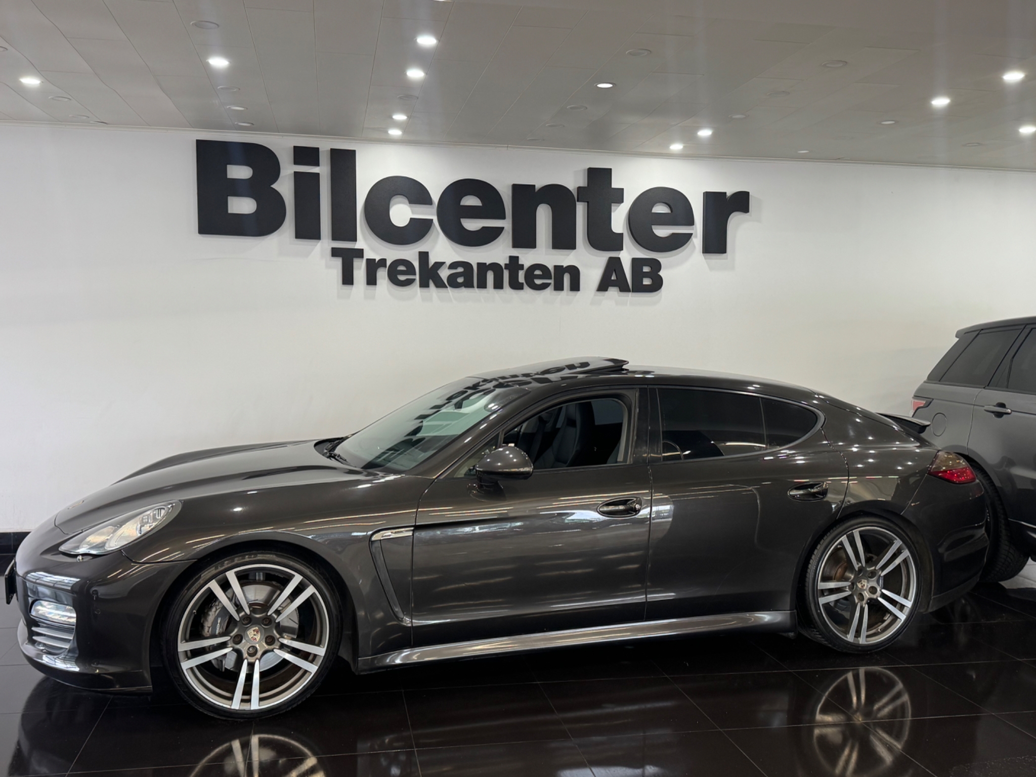 Porsche Panamera 2011, kuva 5/37