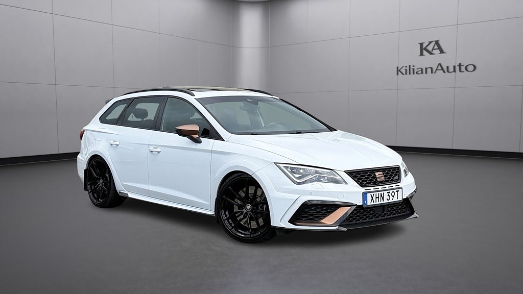Seat Leon ST Cupra R Carbon Limited Edt 2.0 4Drive/Skalstolar Fullu 