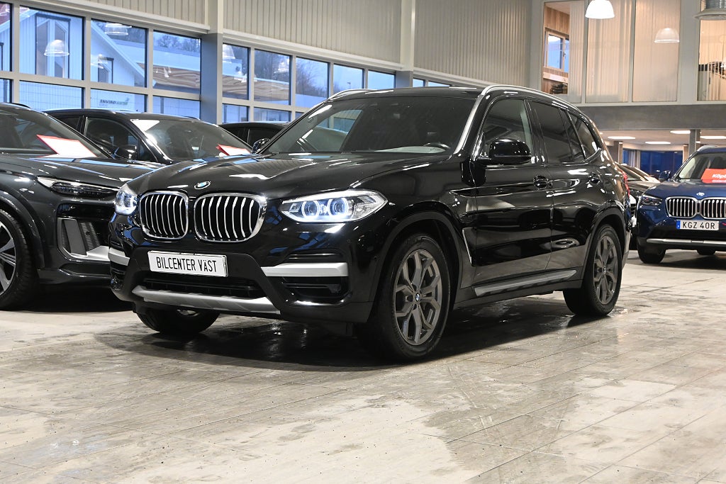 BMW X3 xDrive30e 292hk Navi PDC HiFi 