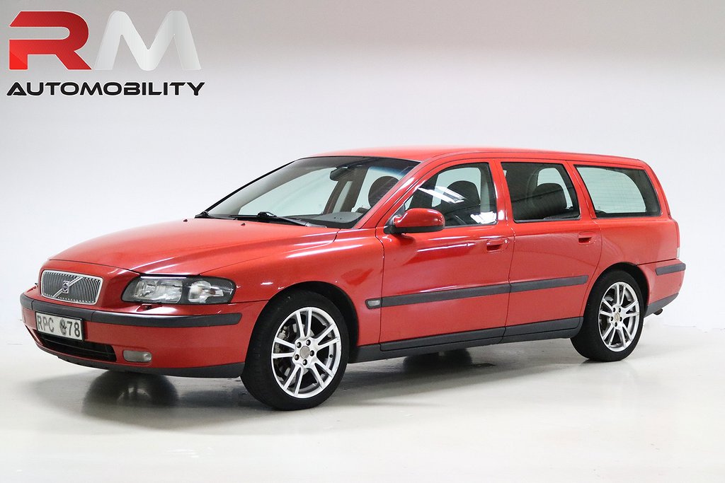 Volvo V70 2.4 T AC NYSERVAD DRAGKROK NYBESIKTIGAD 410Kr/Mån