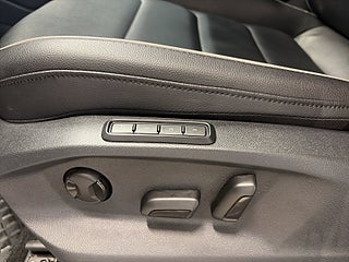 Volkswagen Tiguan 2.0 TSI 4Motion R-Line Värmare Drag Bkamera S&V – bild 17
