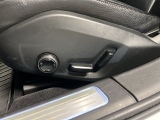 Volvo V90 D5 AWD Inscription Drag Dvärme Kamera Rattvärm Navi S&V – bild 20
