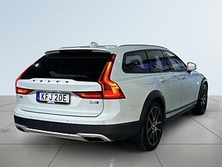 Volvo V90 Cross Country D4 AWD Inscription Drag Pvärm CarPlay S/V-hjul – bild 6