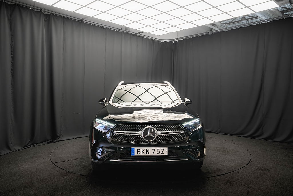 Mercedes-Benz GLC 300 d e 4M AMG DRAG DIGITALA-LED 98% SoH MOMS 1-ÄGARE