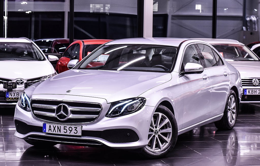 Mercedes-Benz E 220 d 4MATIC 9G-Tronic Avantgarde |Navigation|Lågmilare