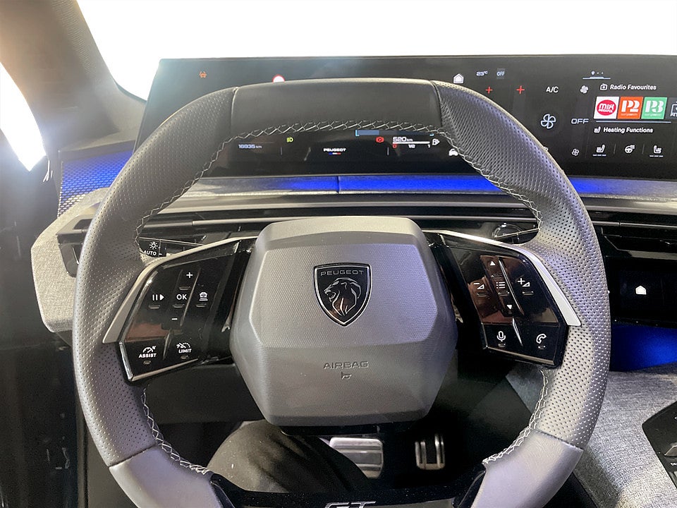 Bild på Peugeot 3008 GT Hybrid 145hk Aut B-KAMERA CARPLAY