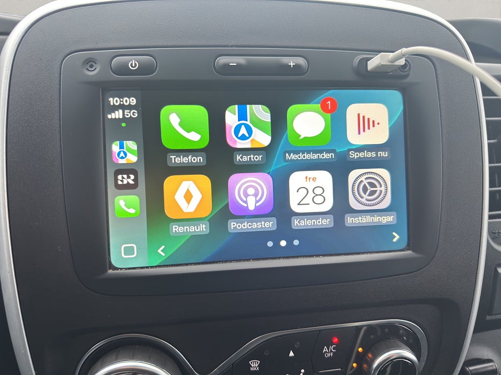 Renault trafic Skåpbil 3.0t 2.0 170hk dCi EDC  Racing Spirit - bild 19