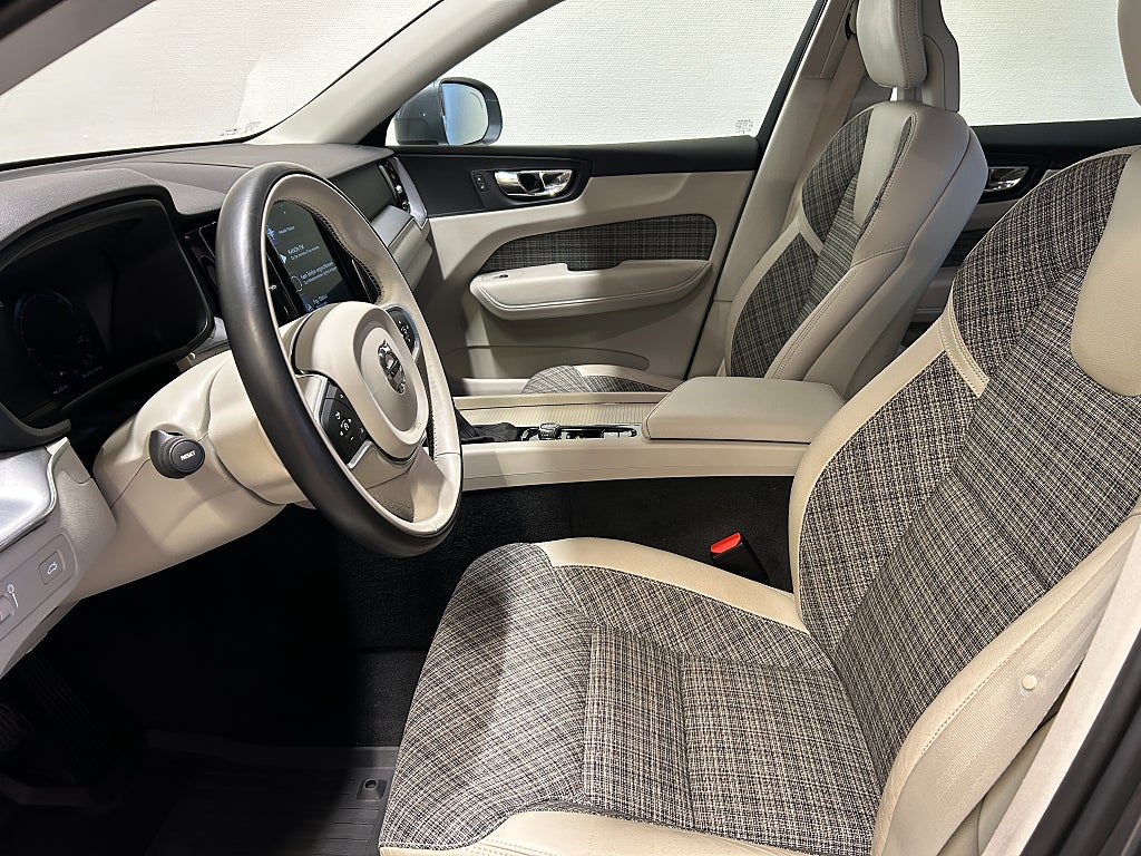 Volvo XC60 2018 - miniatyr 8