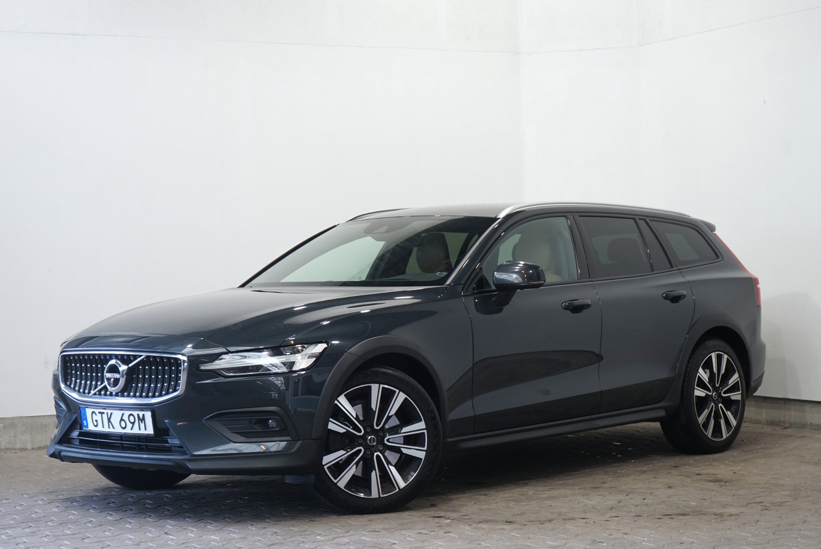 Volvo V60 Cross Country Cross Country D4 AWD 360*kamera Dragkrok Carpl 2020 - miniatyr 2