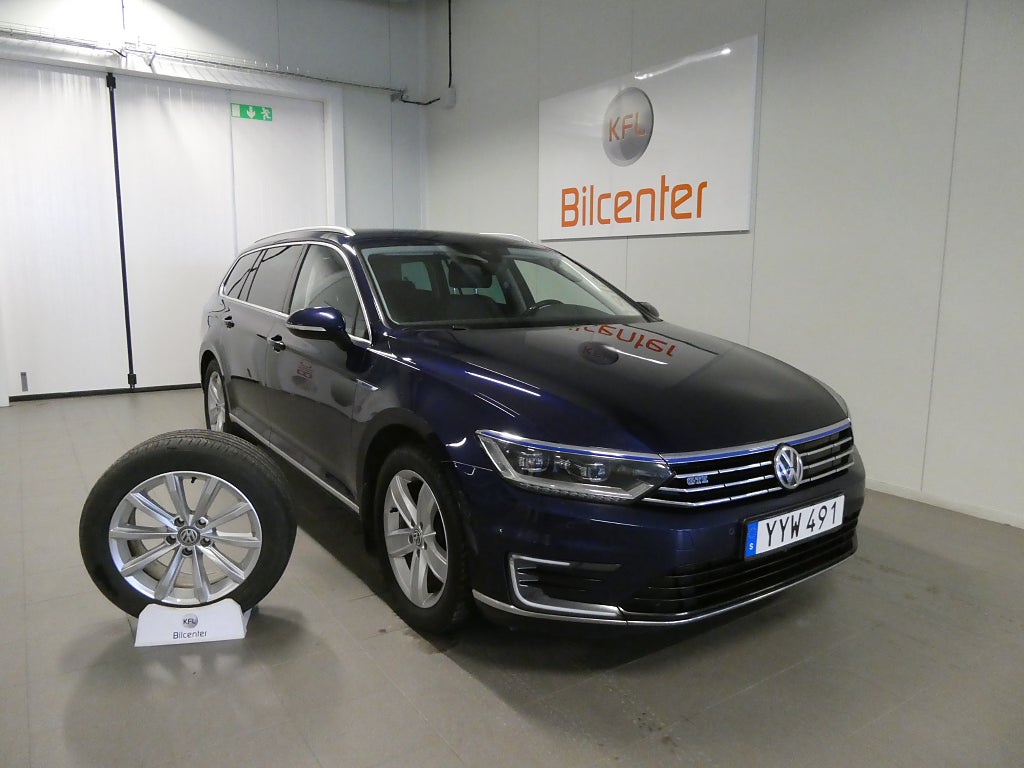 Volkswagen Passat  GTE 1.4 TSI*KAMPANJ* Cockpit-Drag-Värmare-Navi-Carplay