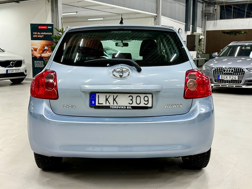 Toyota Auris 5-dörrar 1.6 Dual VVT-i Vinterhjul Hemleverans - miniatyr 4