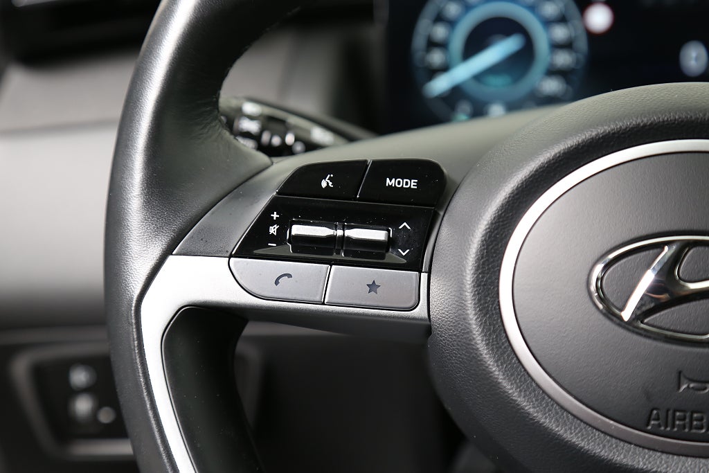 Hyundai Tucson 1,6 T-GDI MHEV 150hk Essential Aut Navi Kamera CarPlay 2023