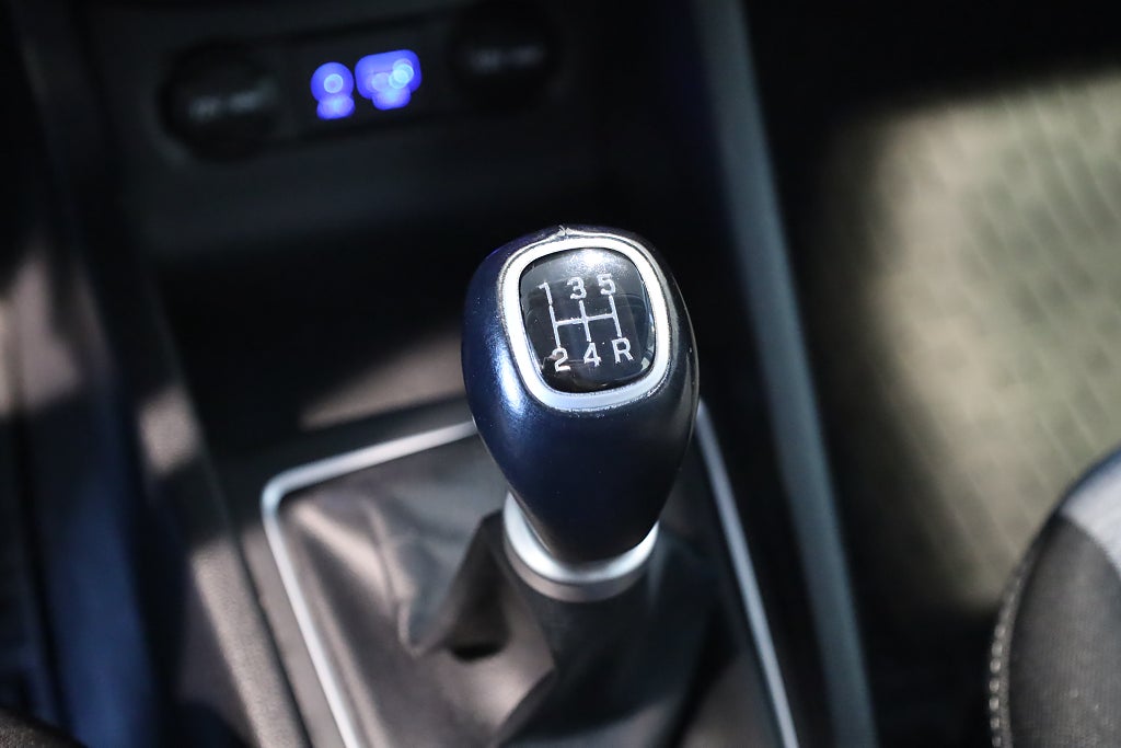Hyundai i20 1.2 ComfortPlus PDC Blåtand Rattvärme 2016