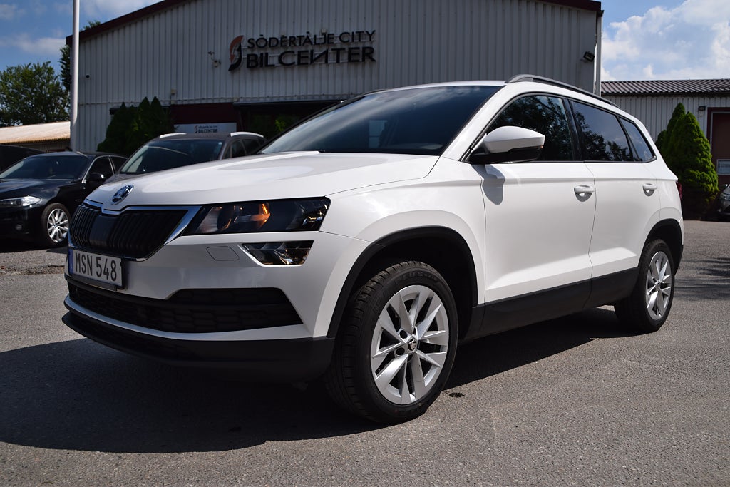 Skoda Karoq 2.0 TDI 4x4 Ambition Euro 6 D-Värmare Carplay 