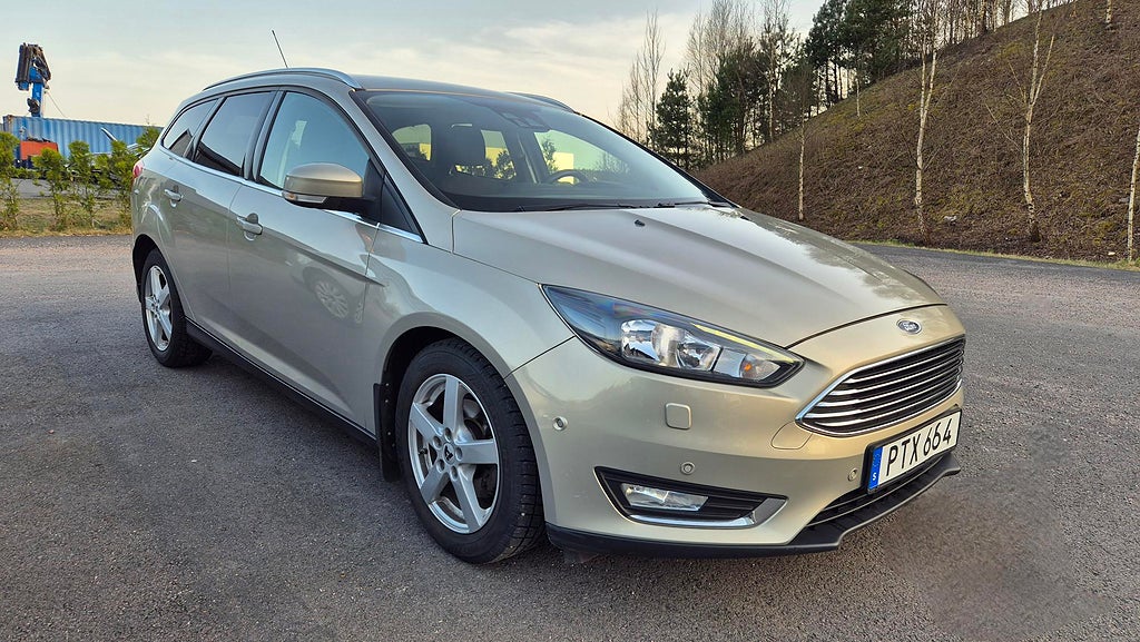 Ford Focus Kombi 1.0 EcoBoost Titanium EU6
