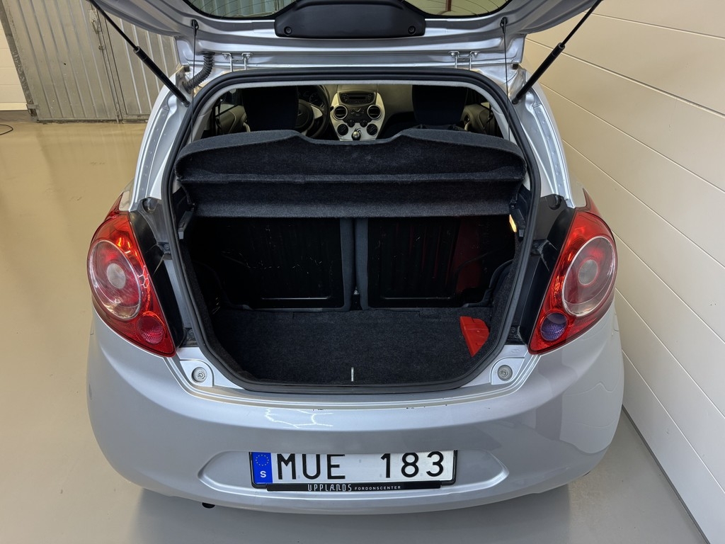 Ford Ka 1.2 Titanium Euro 5 2012, bild 5/10