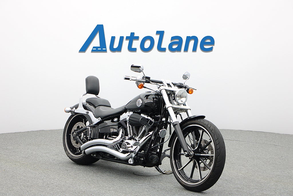 Harley-Davidson Breakout *Vance&Hines Screamin´Eagle
