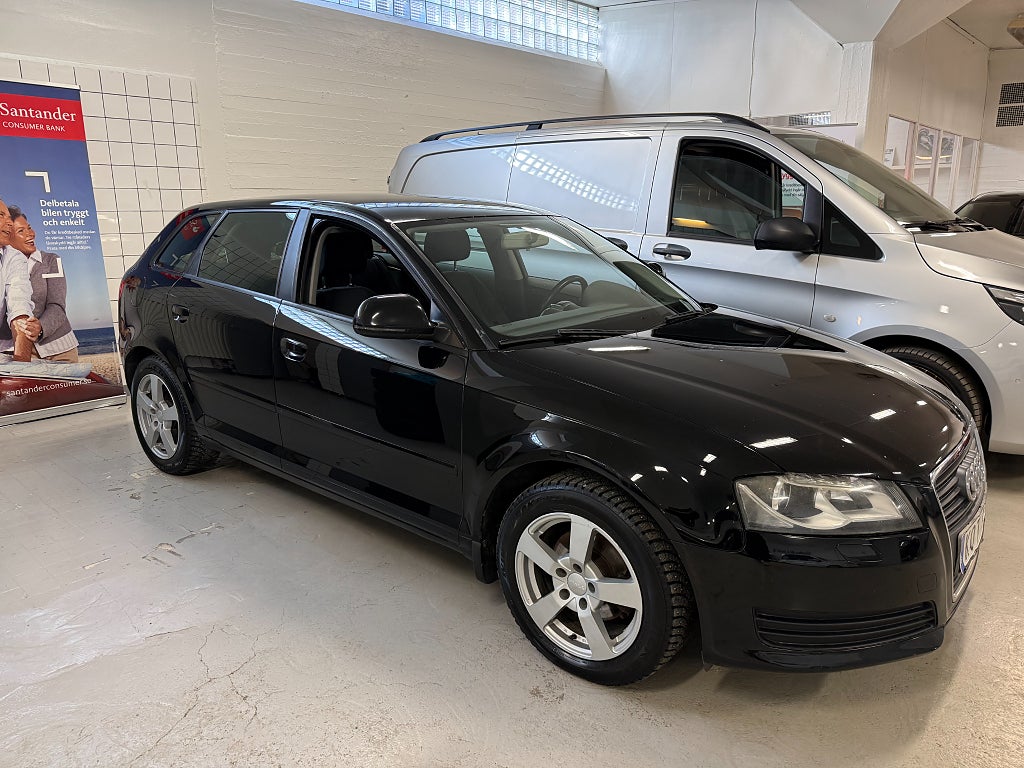 Audi A3 Sportback 1.6 TDI Attraction Comfort 