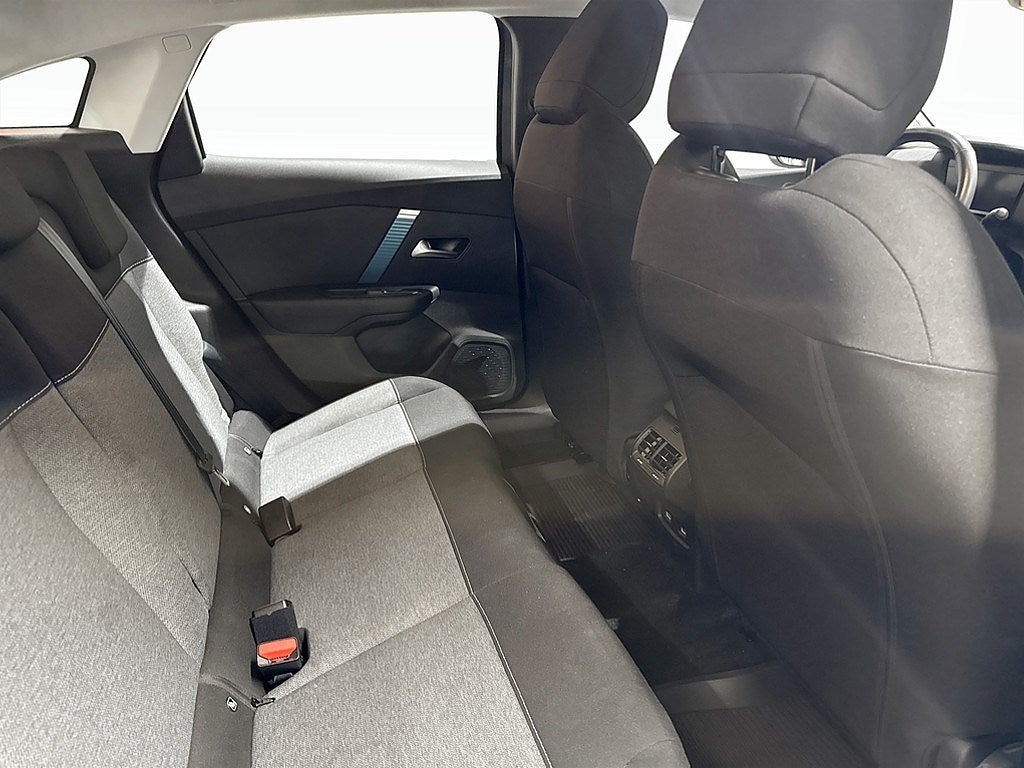 Bild på Citroën e-C4 Feel 50kWh 136hk Aut - CARPLAY, RATTVÄRME