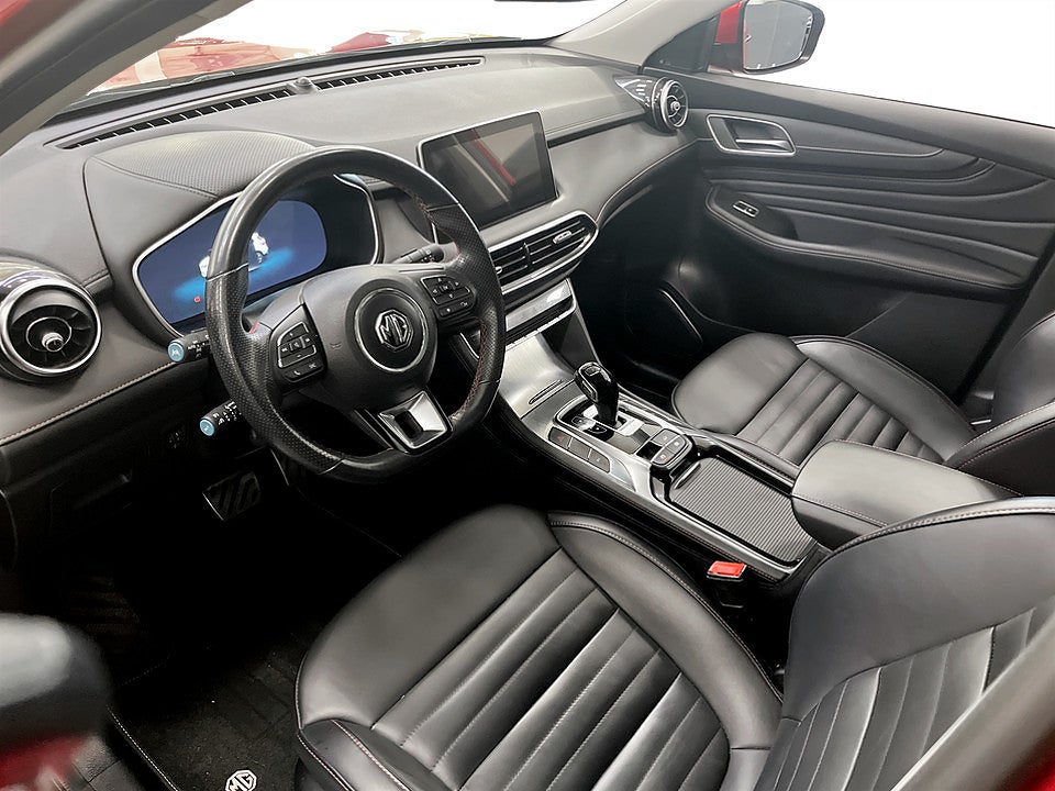 Bild på MG HS Luxury PHEV EDU II 258hk Aut - 360,PANO,ELSTOL