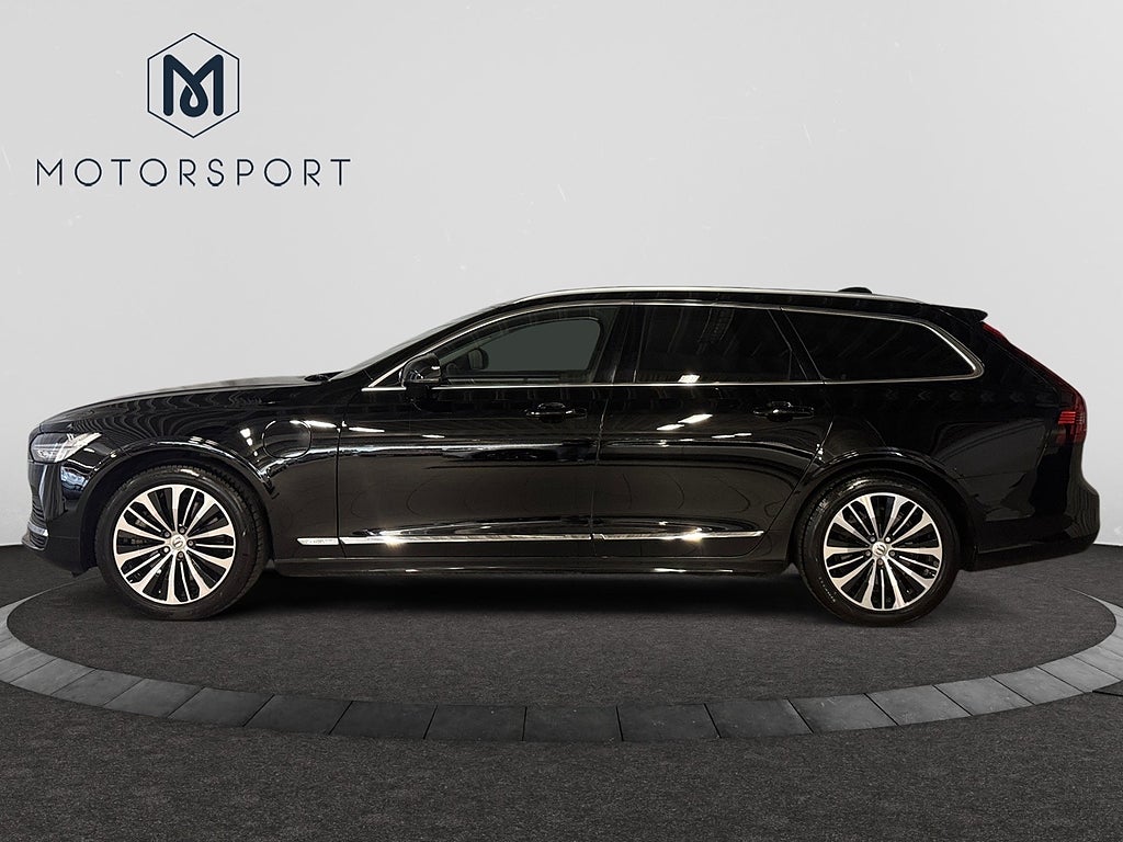 Volvo V90 Recharge T6 AWD Aut Core Edition Adaptiv fart Helskinn bild 3