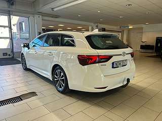Toyota Avensis Kombi 1.8 147hk Active Drag/Kamera/MoK/S&V