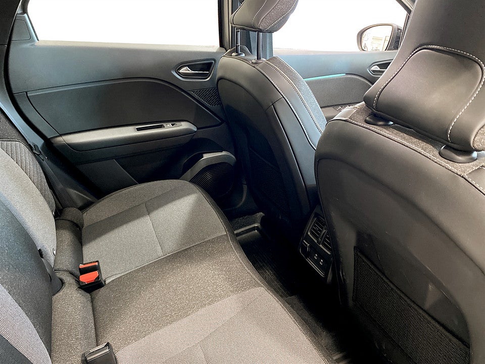 Bild på Mitsubishi ASX Intense MHEV 1.3 EDC 158hk Aut B-KAMERA CARPLAY