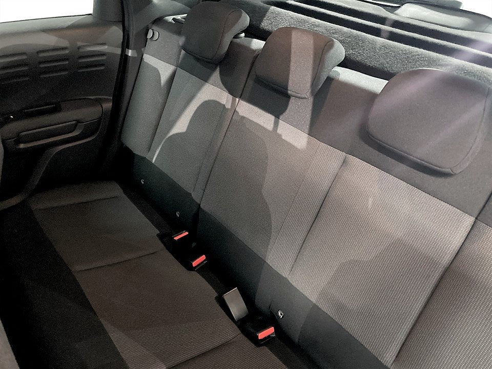 Bild på Citroën C3 Aircross Shine 1.2 PT 130hk Aut - CARPLAY